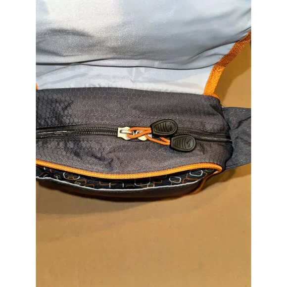 High Sierra Day Pack 54007 Retro